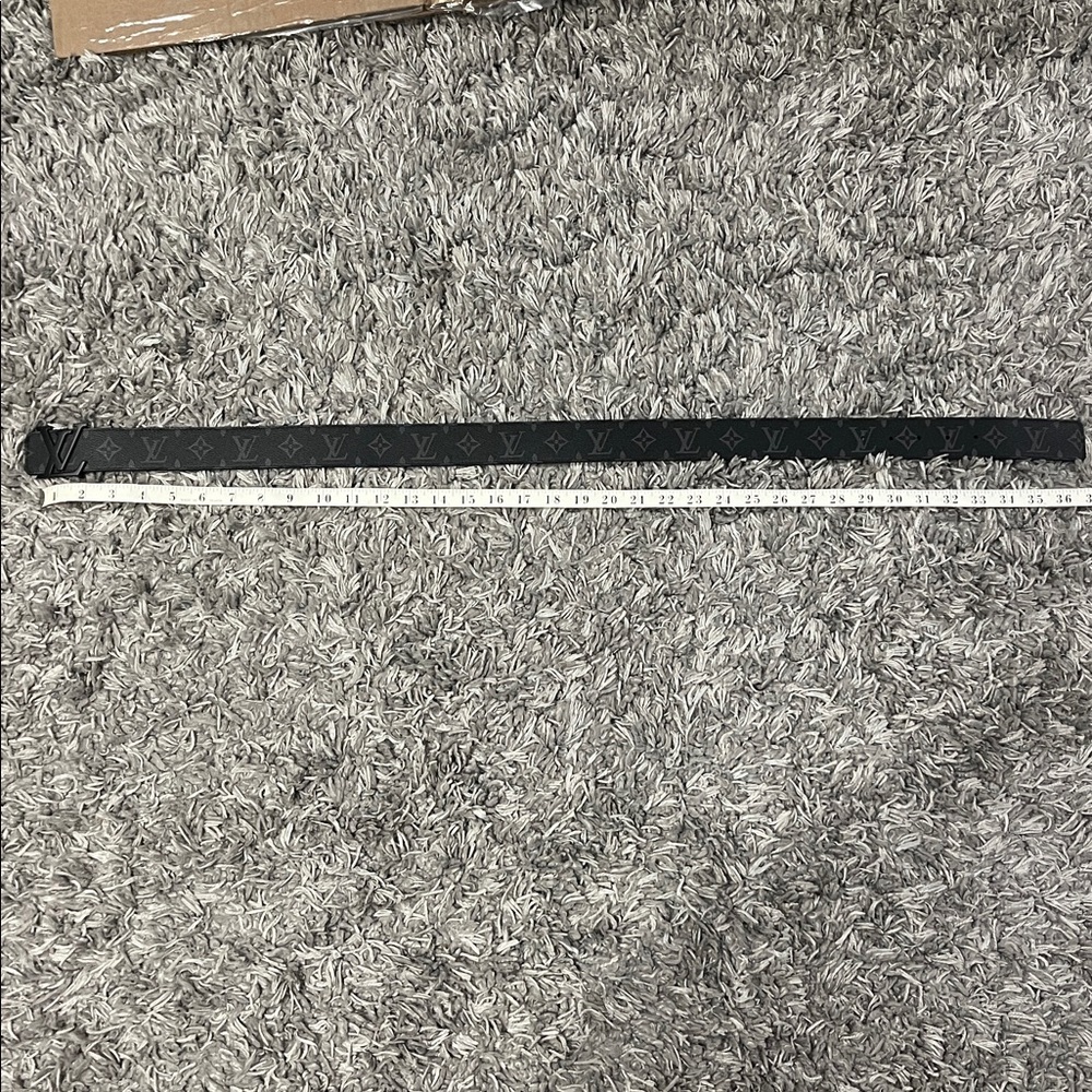 Louis Vuitton Belt Black 80cm LV Initiales 40mm Matte Black Belt - Picture 3 of 6